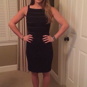 White House black market size 4 black dress